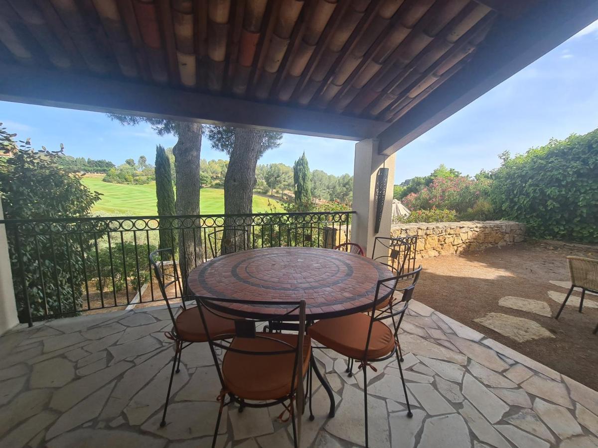Superbe Villa-Domaine Avec Golf Piscine Et Tennis Saint-Cyr-sur-Mer Ngoại thất bức ảnh