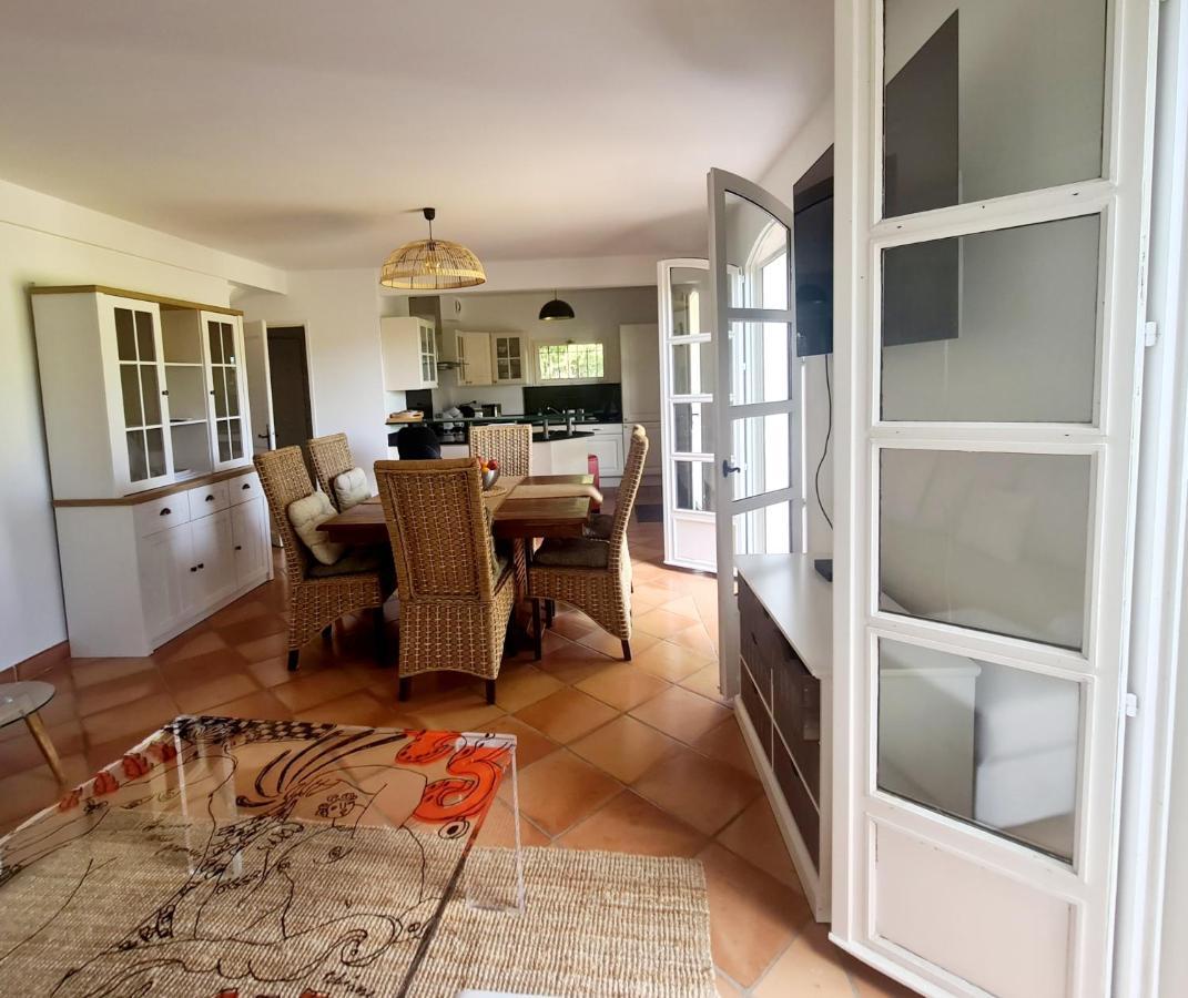 Superbe Villa-Domaine Avec Golf Piscine Et Tennis Saint-Cyr-sur-Mer Ngoại thất bức ảnh