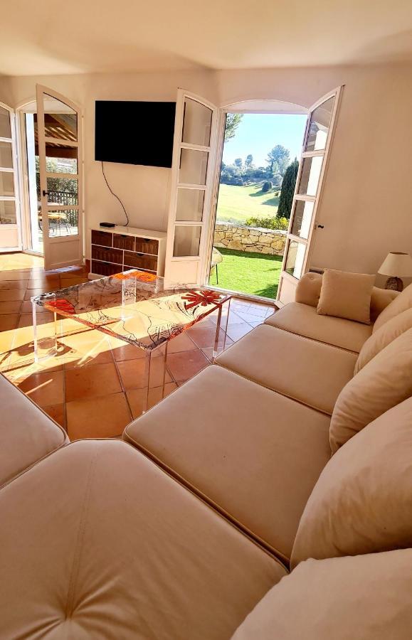 Superbe Villa-Domaine Avec Golf Piscine Et Tennis Saint-Cyr-sur-Mer Ngoại thất bức ảnh