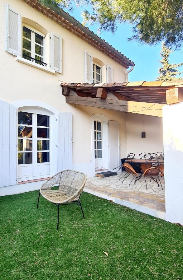 Superbe Villa-Domaine Avec Golf Piscine Et Tennis Saint-Cyr-sur-Mer Ngoại thất bức ảnh