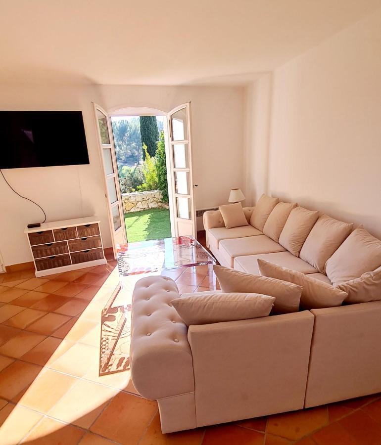 Superbe Villa-Domaine Avec Golf Piscine Et Tennis Saint-Cyr-sur-Mer Ngoại thất bức ảnh